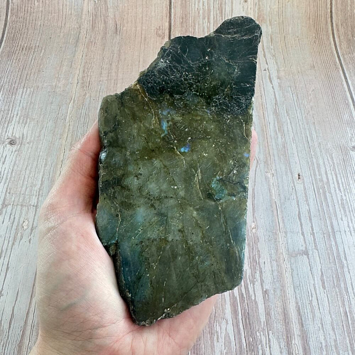 Labradorit polobroušený Madagaskar P2-15 - cca 8 x 17