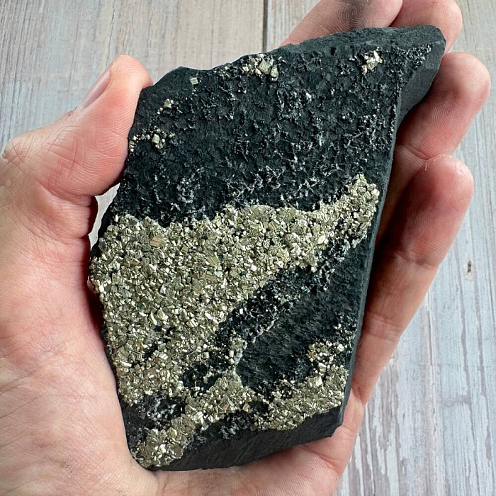 Šungit s pyritem surový 12 - cca 11 x 6 cm