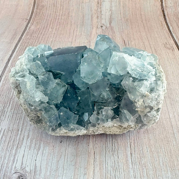 Celestin sbírková drúza Madagaskar 16 - cca 9 x 4 cm