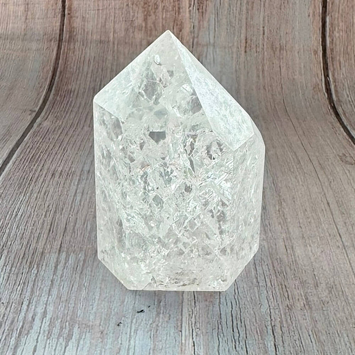 Křišťál pukaný obelisk 8 - cca 7