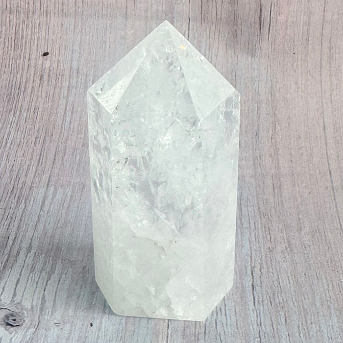 Křišťál pukaný obelisk 9 - cca 7