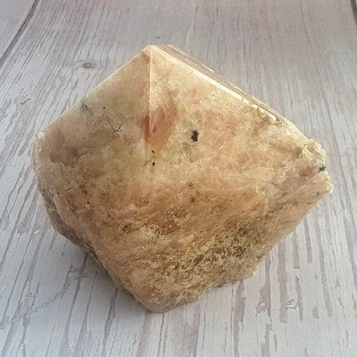 Sluneční kámen surový leštěná špice 5 - cca 6