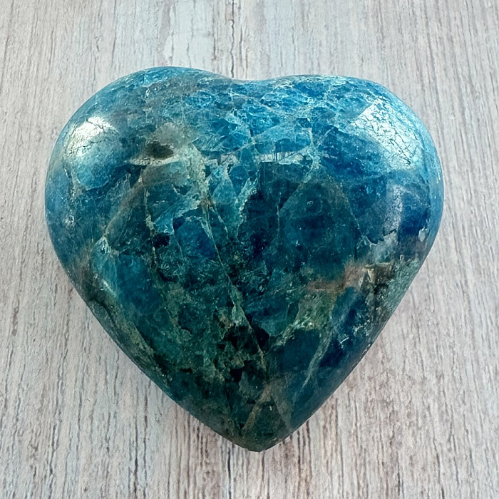 Apatit srdce Madagaskar A6-6 - cca 7 x 6