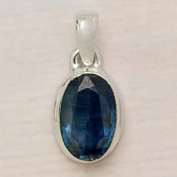 Kyanit modrý broušený přívěsek stříbro Ag 925 P521 - 1