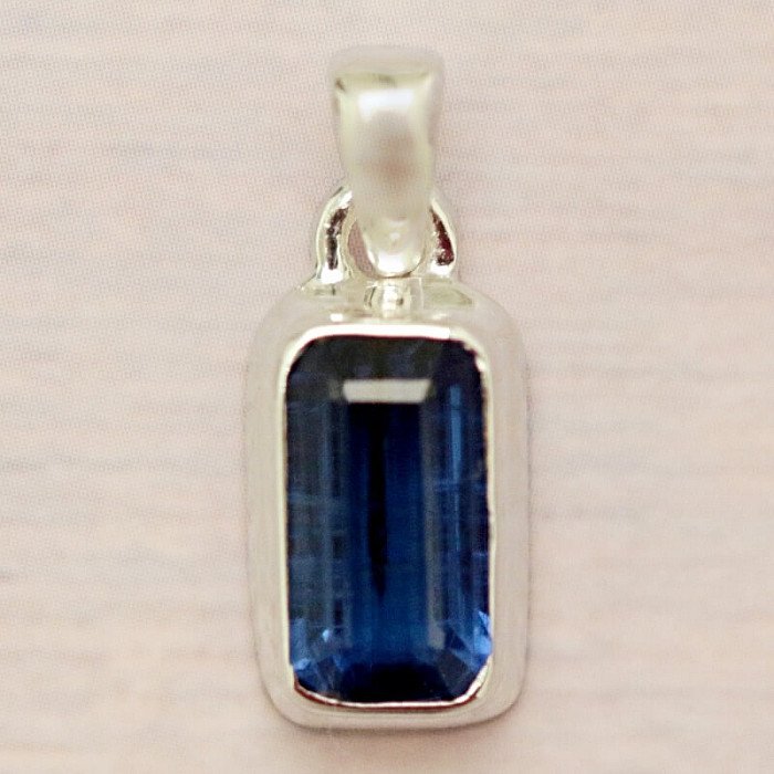 Kyanit modrý broušený přívěsek stříbro Ag 925 P568 - 1