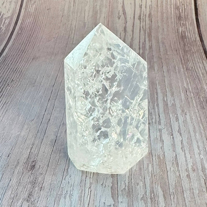 Křišťál pukaný obelisk 13 - cca 6