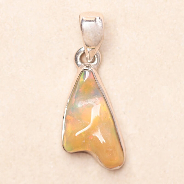 Opál etiopský surový přívěsek stříbro Ag 925 P359 - 1