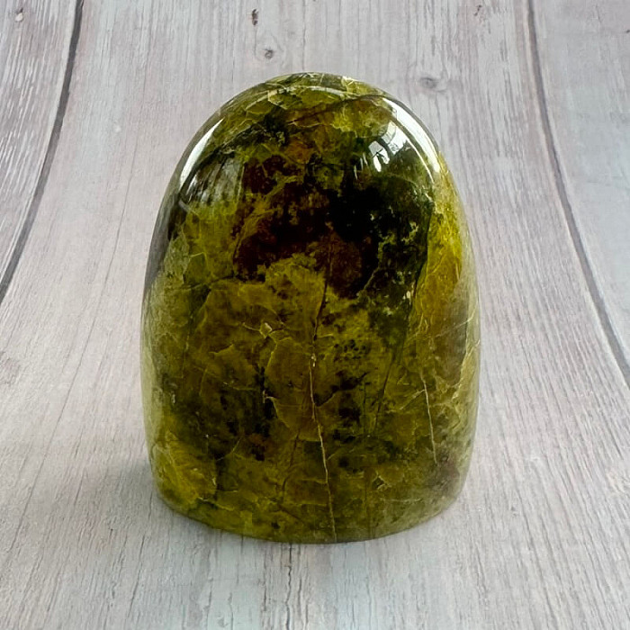 Opál zelený leštěný Madagaskar Freeform 29 - cca 6 x 8