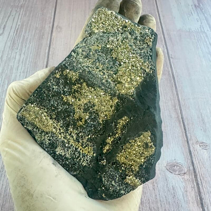 Šungit s pyritem surový 27 - cca 11 x 8