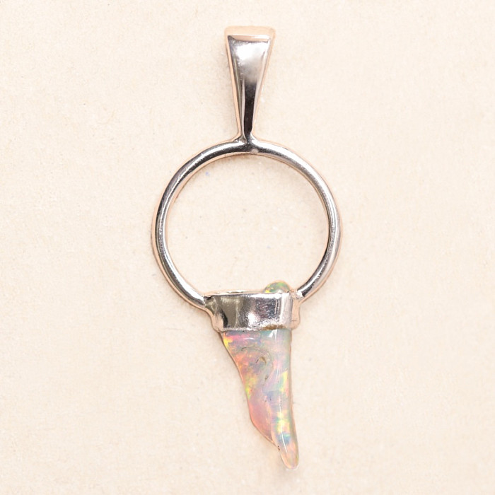 Opál etiopský surový zub přívěsek stříbro Ag 925 LOT13 - 2