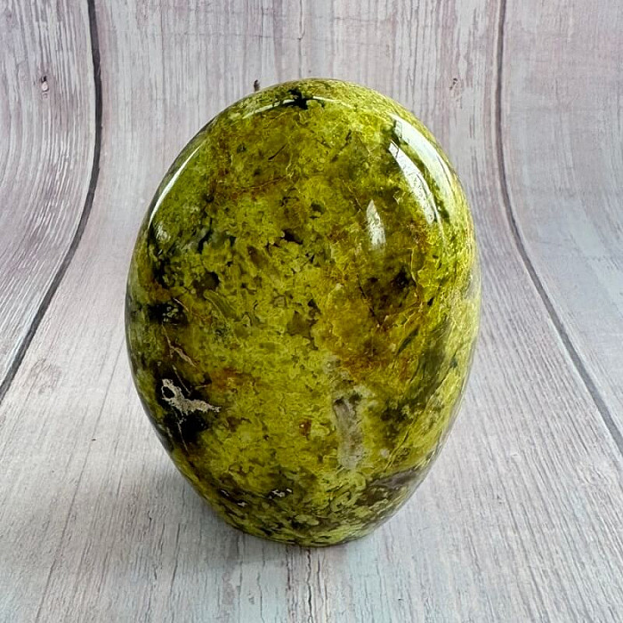 Opál zelený leštěný Madagaskar Freeform 40 - cca 6