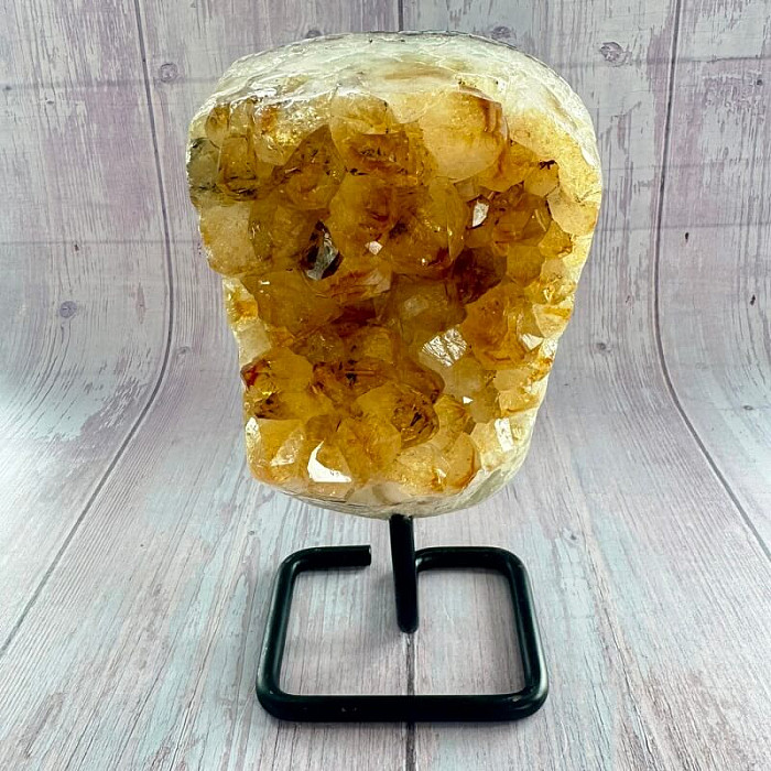 Citrín drůza na stojánku 20 - cca 13 x 10 cm