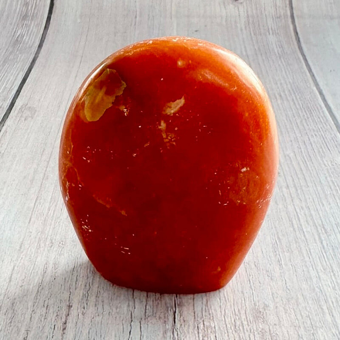 Kalcit oranžový leštěný velký freeform Madagaskar 17 - cca 6 x 7