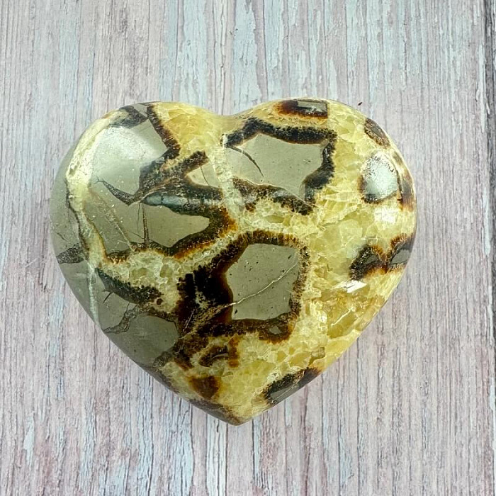 Septárie leštěná Madagaskar velké Srdce P8-19 - cca 8