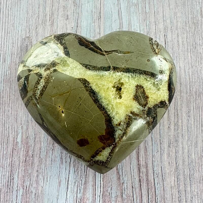 Septárie leštěná Madagaskar velké Srdce P8-23 - cca 8