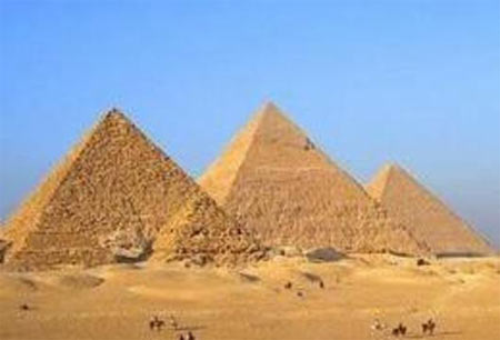 Pyramidy - monumentální stavby starověku, opředené tajemstvím